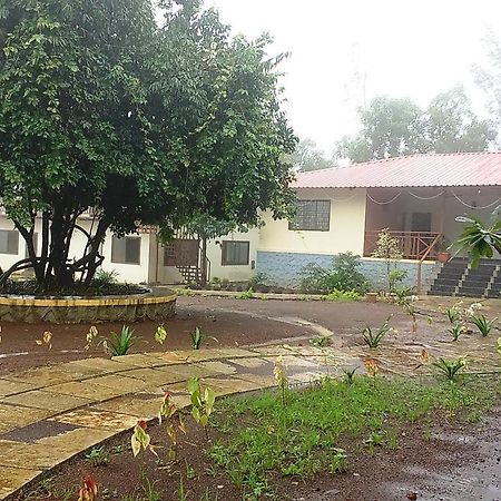 Prakruti Agro Farm Hotel Jawhar Luaran gambar