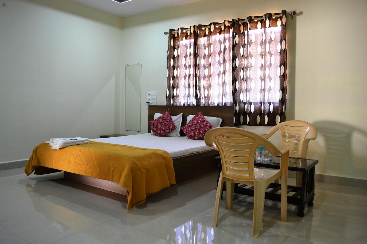 Prakruti Agro Farm Hotel Jawhar Luaran gambar