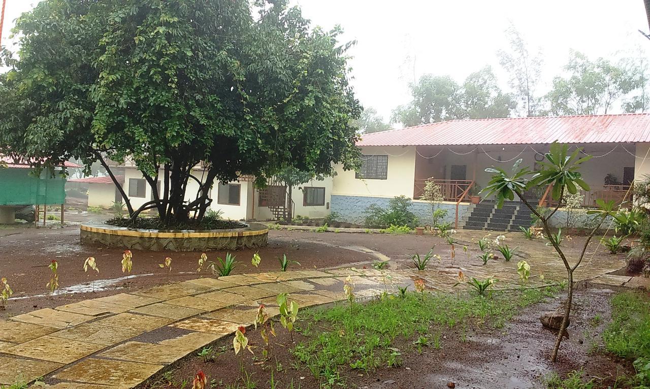Prakruti Agro Farm Hotel Jawhar Luaran gambar